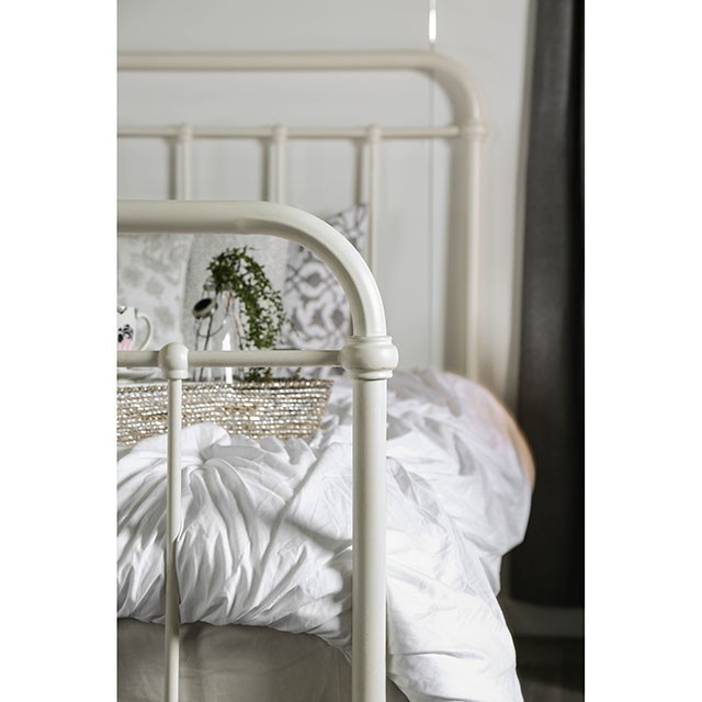Iria Bed | CM7701WH - Image 7