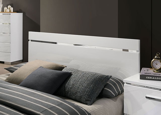 Erlach Bed | FOA7189WH - Image 3